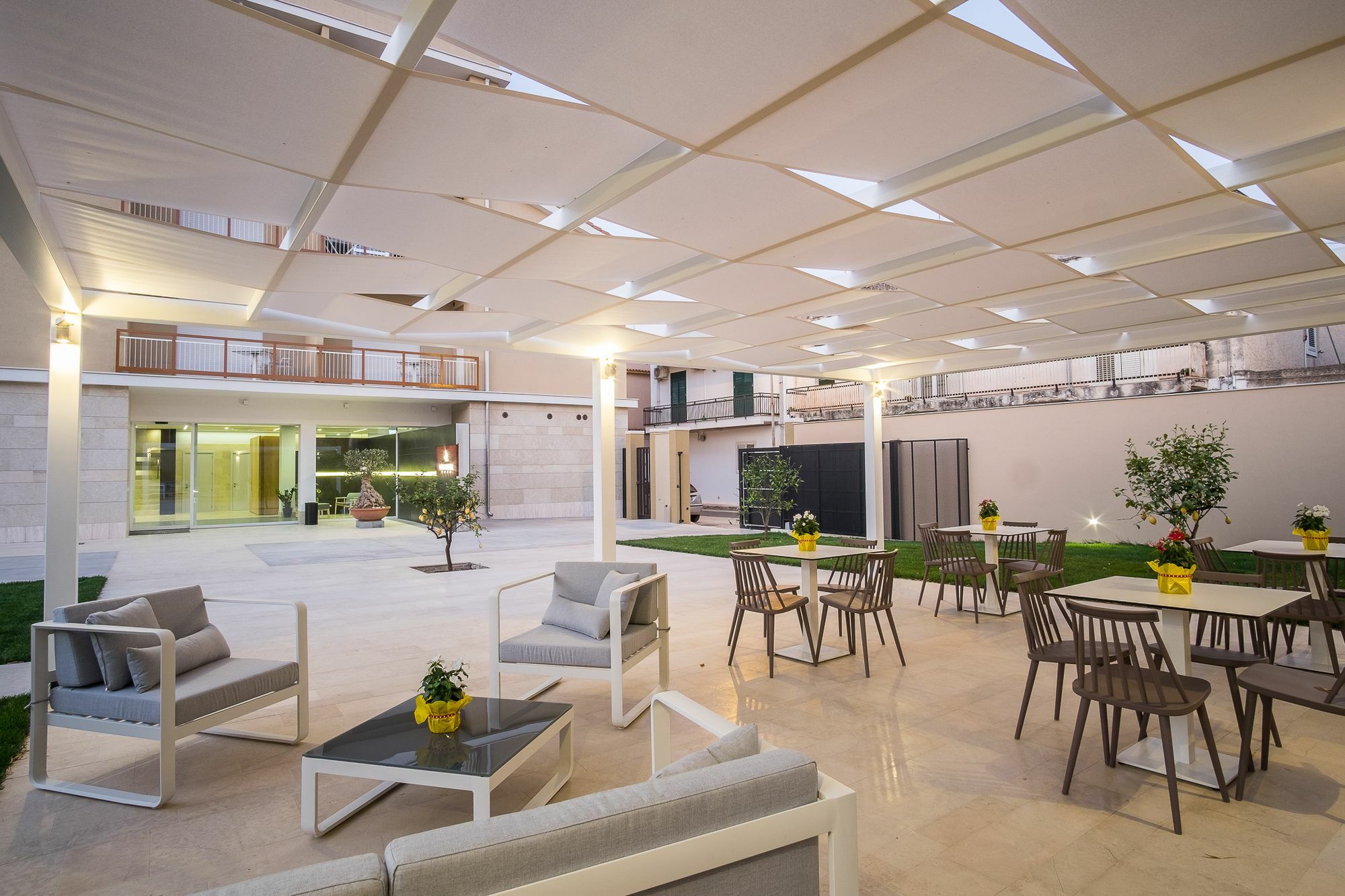 Netum Hotel Ното Екстериор снимка