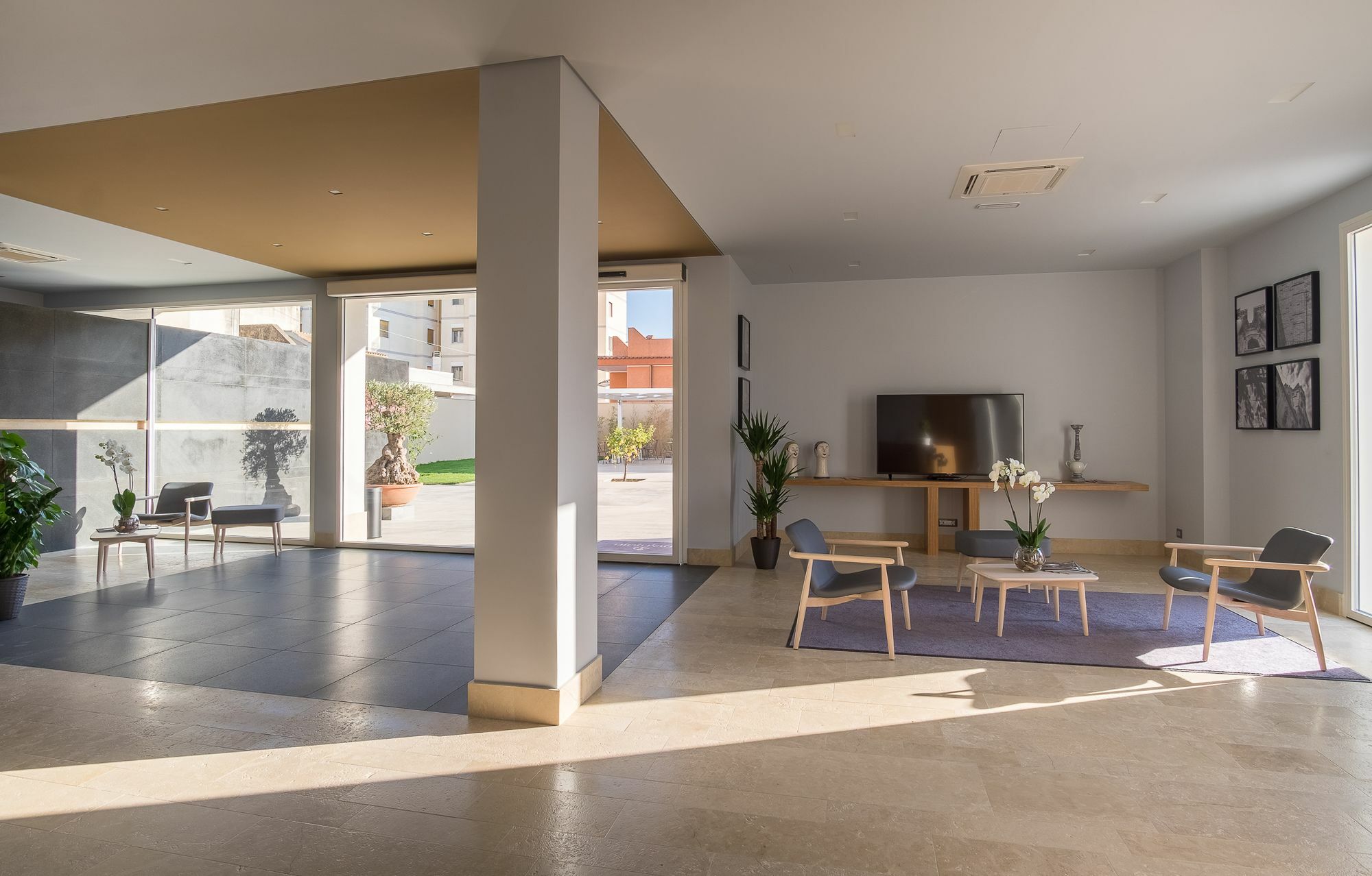 Netum Hotel Ното Екстериор снимка